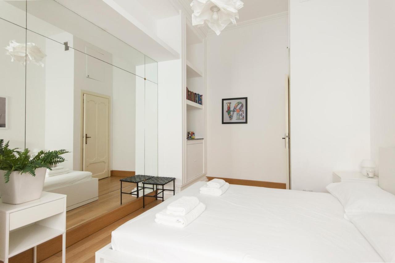 Youhosty - Dei Piatti 3 Apartment Милано Екстериор снимка