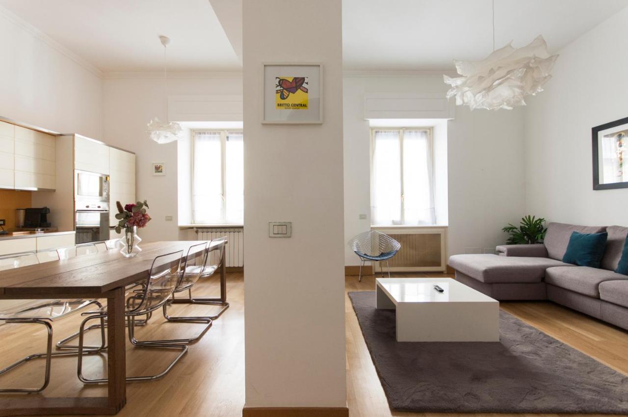Youhosty - Dei Piatti 3 Apartment Милано Екстериор снимка